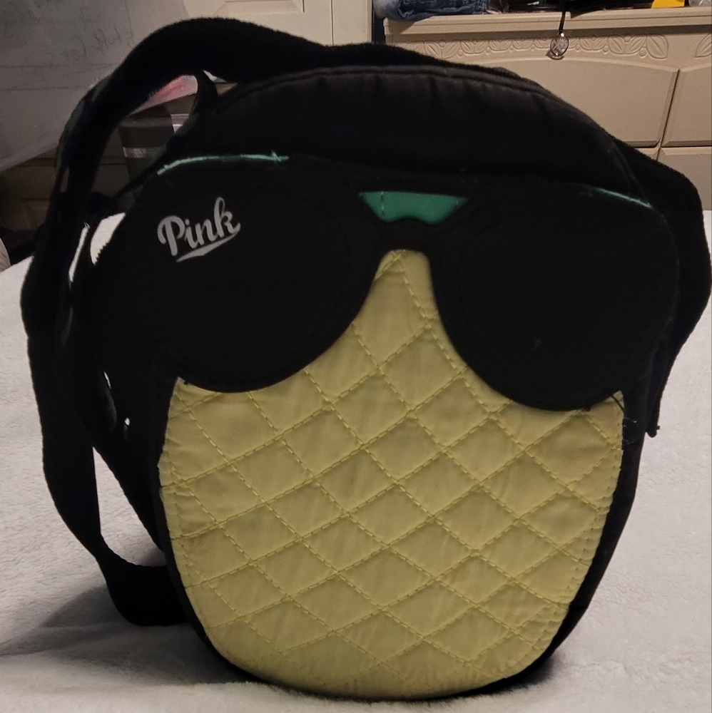 Victoria's Secret Pink Brand Quilted Lunchbag